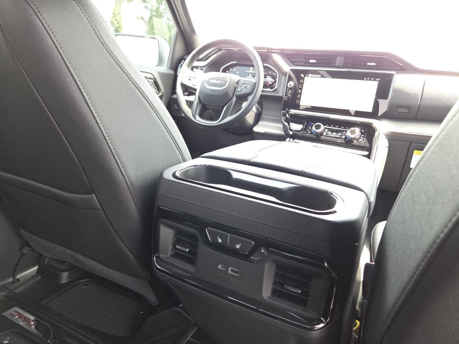 New 2026 GMC Sierra 1500 AT4 w/ AT4 Premium Package AWD/4WD image 27