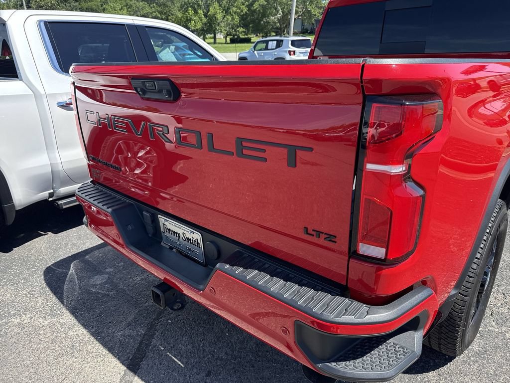 Certified 2024 Chevrolet Silverado 2500 LTZ w/ LTZ Plus Package AWD/4WD image 33