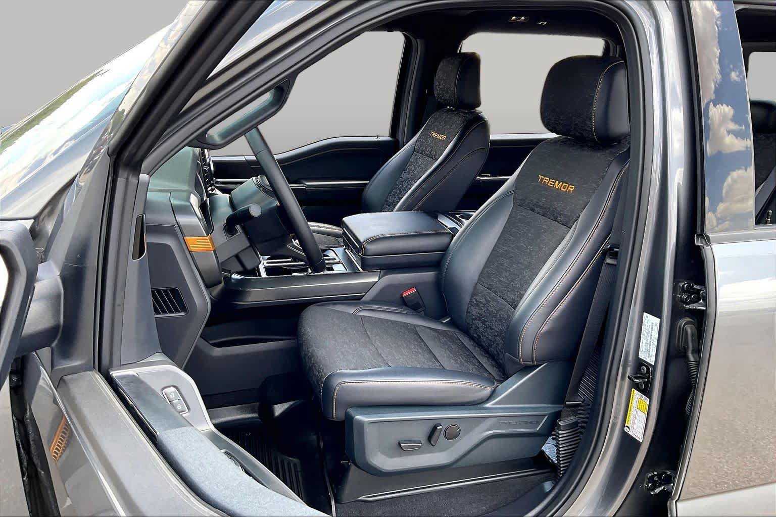 Used 2025 Ford F150 Tremor w/ Mobile Office Package AWD/4WD image 8