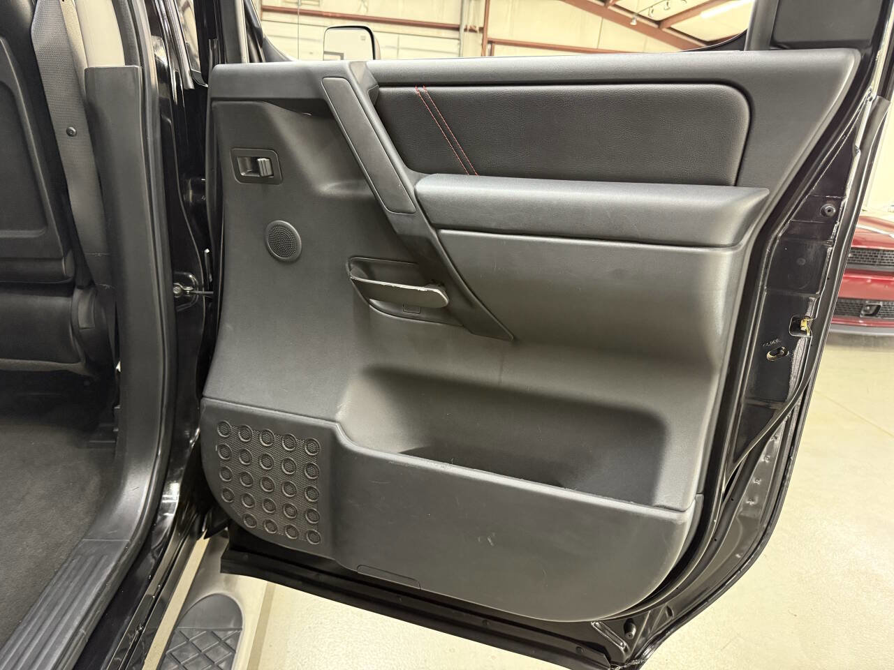 Used 2010 Nissan Titan PRO-4X w/ Pro-4x Leather Pkg AWD/4WD image 14