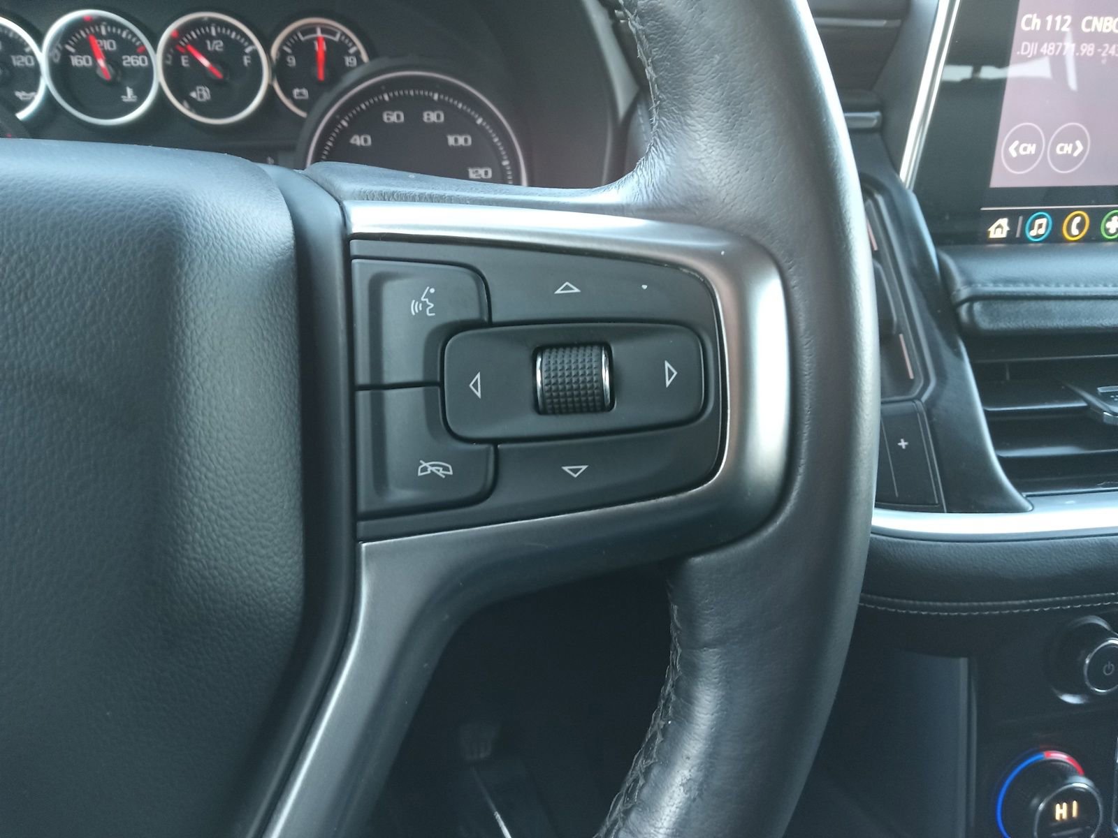 Used 2021 Chevrolet Tahoe LT w/ LT Signature Package image 22