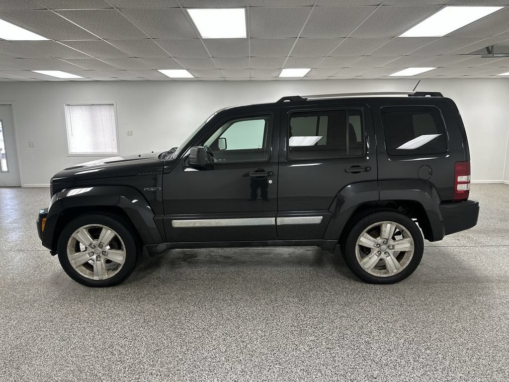 Used 2012 Jeep Liberty Limited Jet AWD/4WD image 5