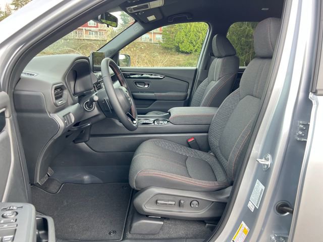 New 2026 Honda Pilot Sport image 16