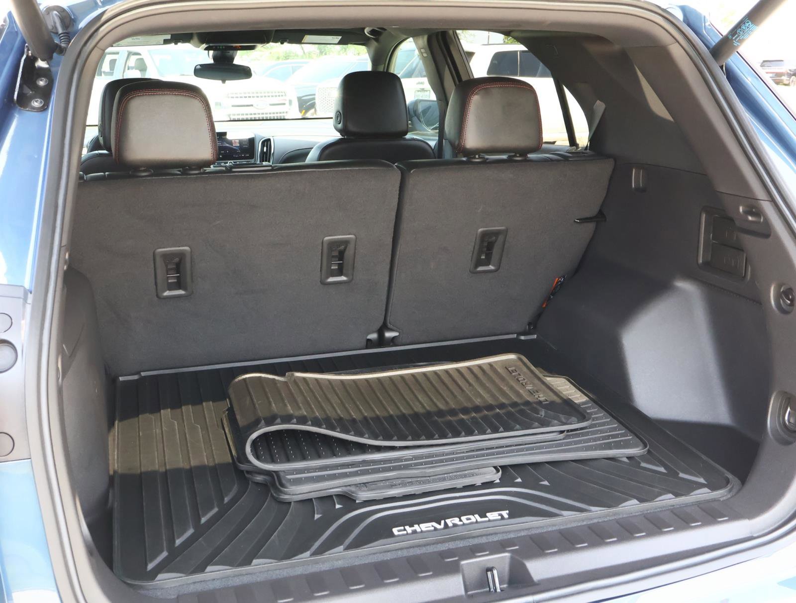 Used 2024 Chevrolet Equinox RS FWD image 19