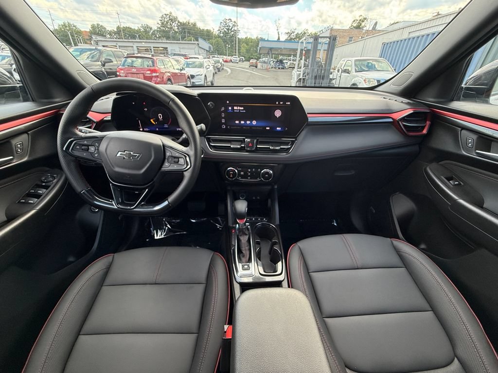 New 2026 Chevrolet TrailBlazer RS w/ Convenience Package FWD image 24