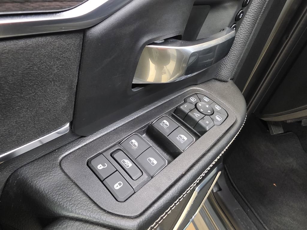 New 2026 RAM 2500 Laramie w/ Night Edition image 15