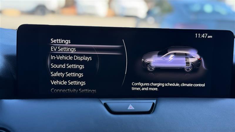 Used 2024 MAZDA CX-90 Plug-In Hybrid w/ Premium Plus image 36