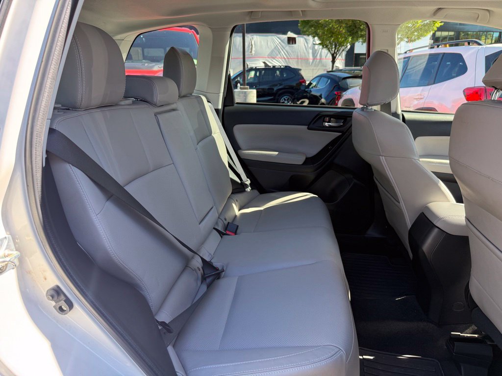 Used 2018 Subaru Forester 2.5i Limited AWD/4WD image 28