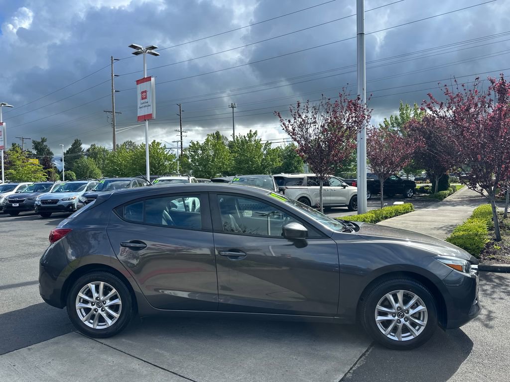 Used 2017 MAZDA MAZDA3 Sport FWD image 6