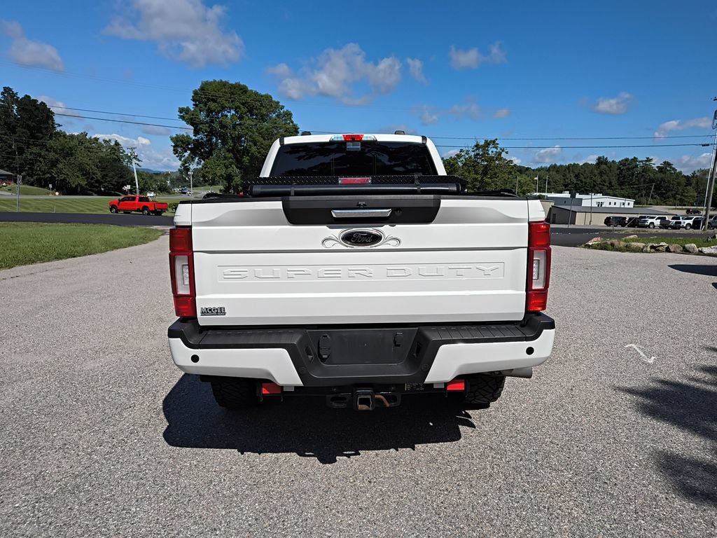 Used 2022 Ford F250 Lariat w/ Black Appearance Package AWD/4WD image 4