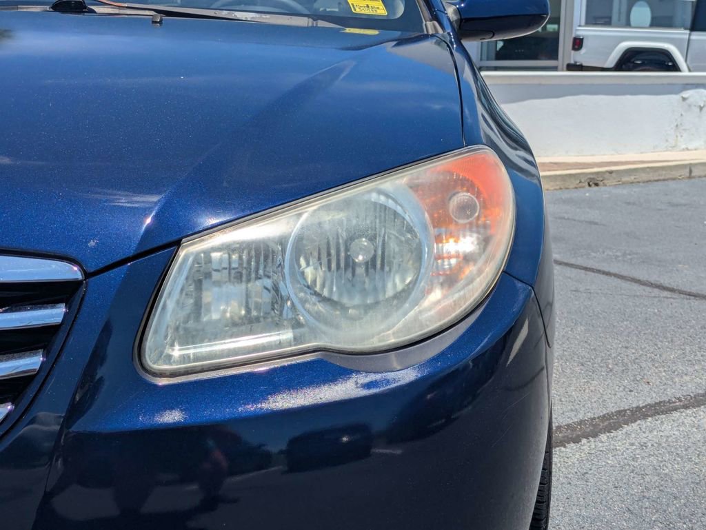 Used 2010 Hyundai Elantra GLS FWD image 11