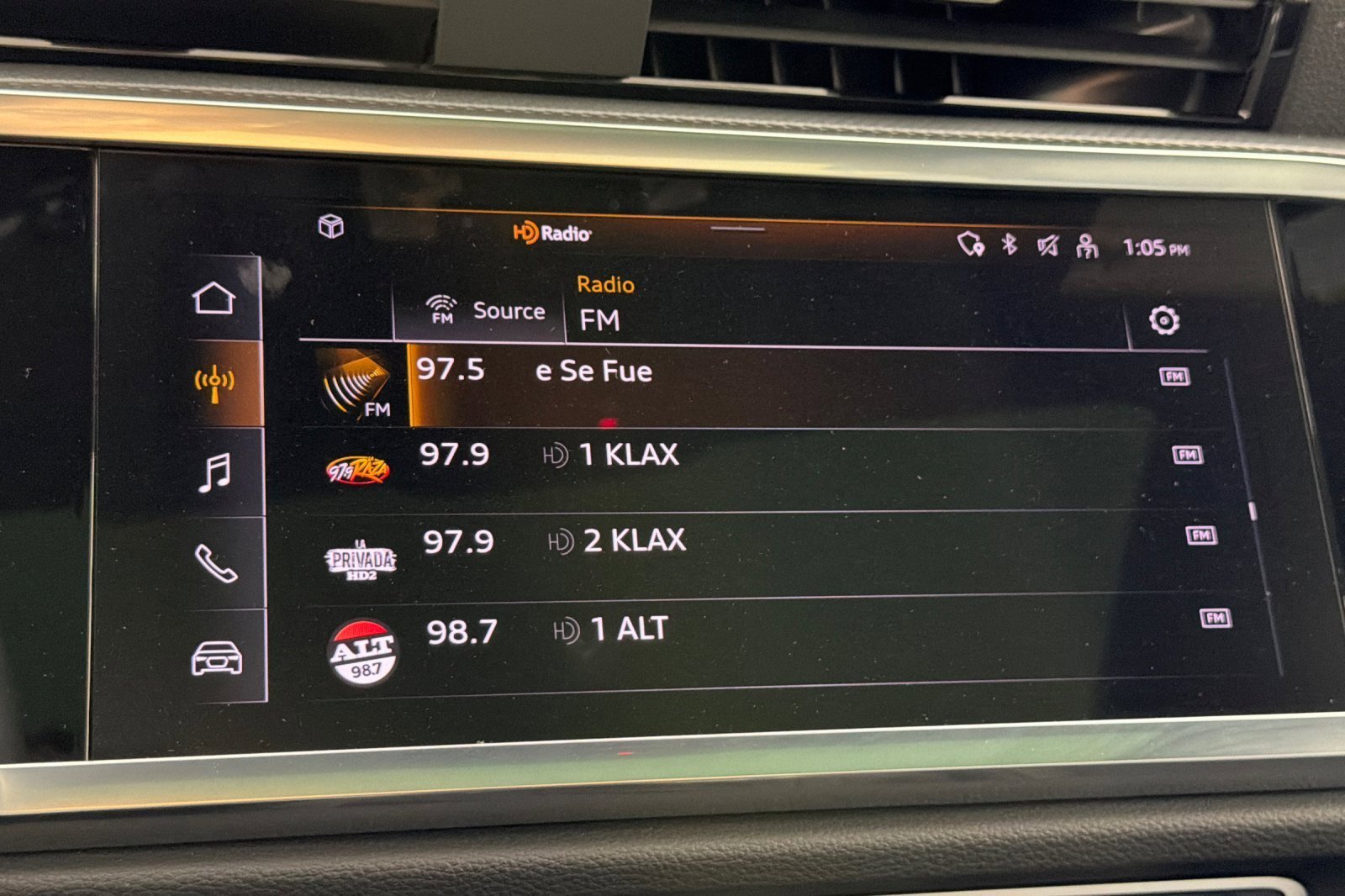 Used 2025 Audi Q3 2.0T Premium w/ Convenience Package image 17