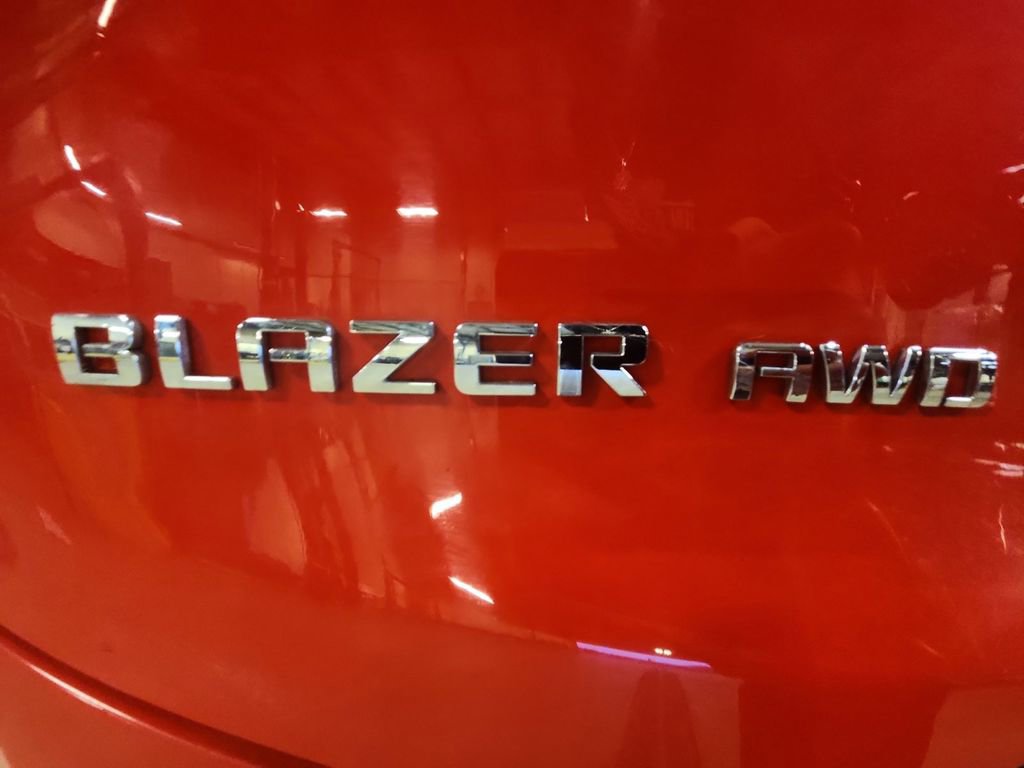 Used 2019 Chevrolet Blazer LT image 37