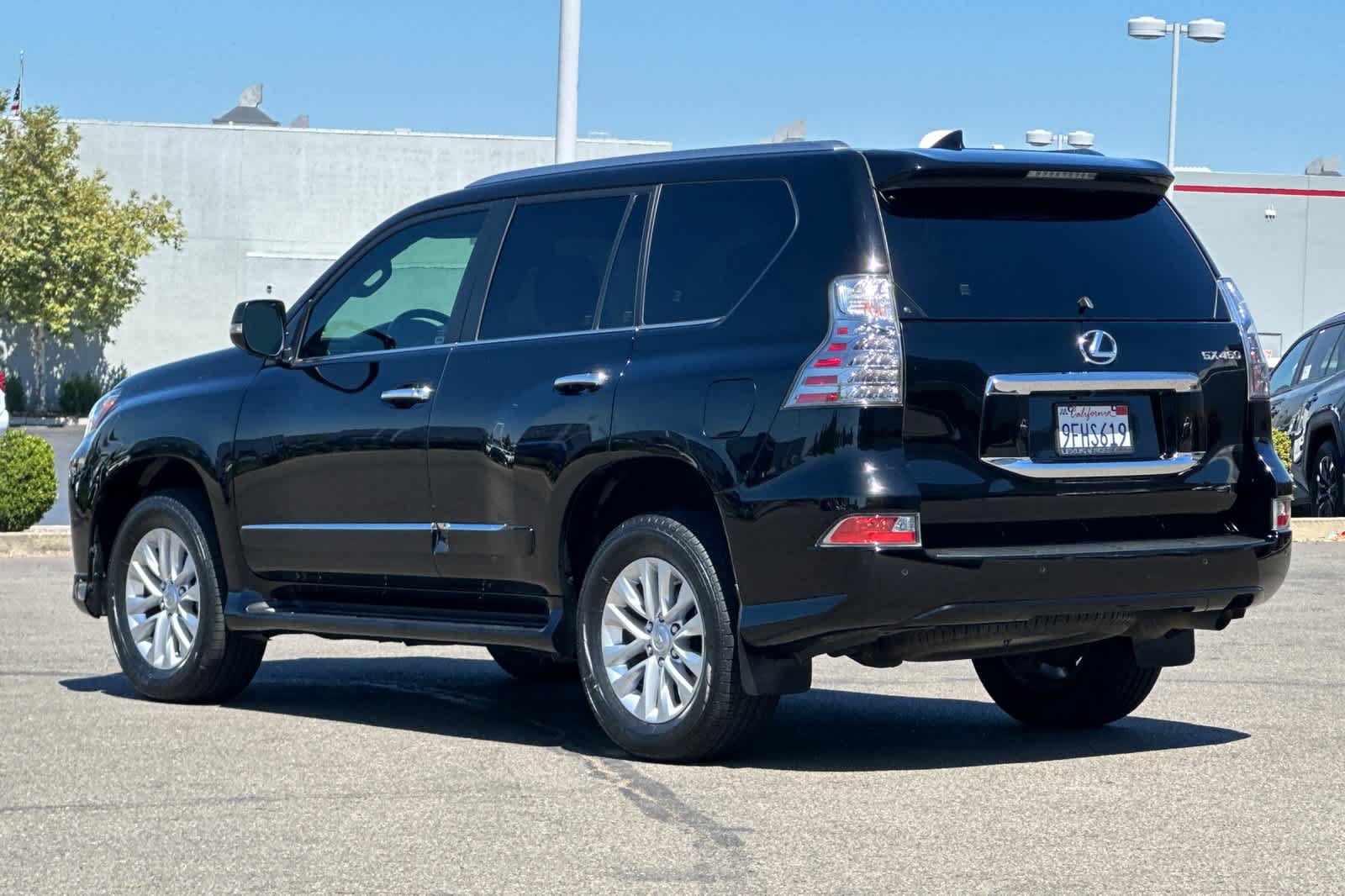 Used 2019 Lexus GX 460 Premium AWD/4WD image 7