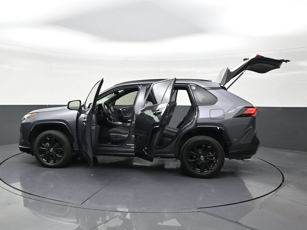 Used 2023 Toyota RAV4 SE AWD/4WD image 31