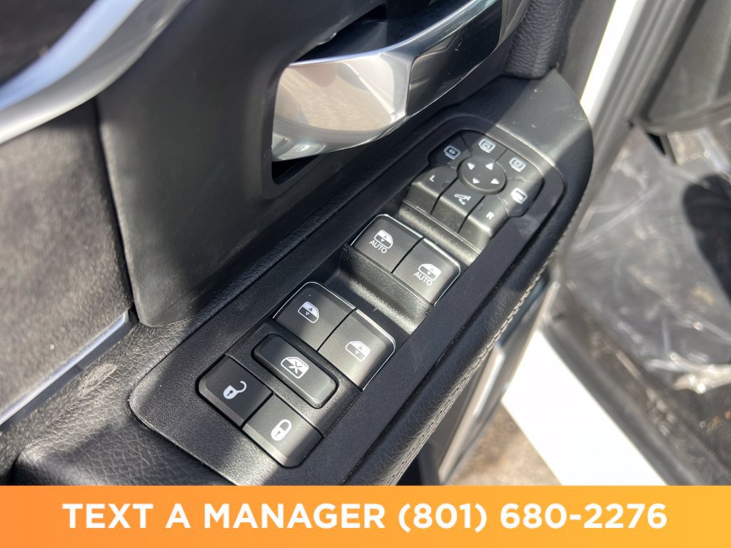 New 2026 RAM 3500 Laramie w/ Sport Appearance Package AWD/4WD image 11