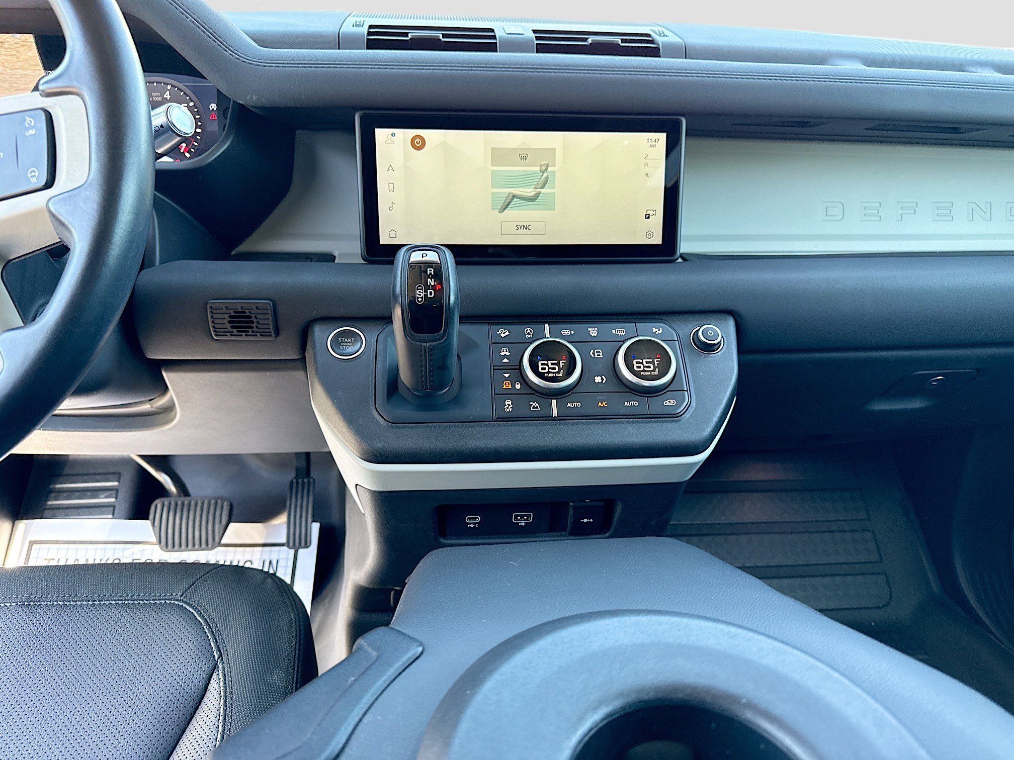 Used 2021 Land Rover Defender 90 First Edition image 19