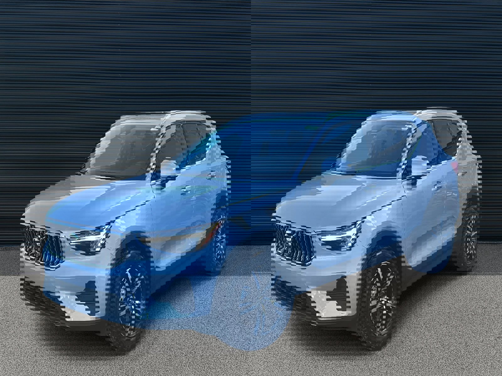 Certified 2025 Volvo XC40 B5 Core