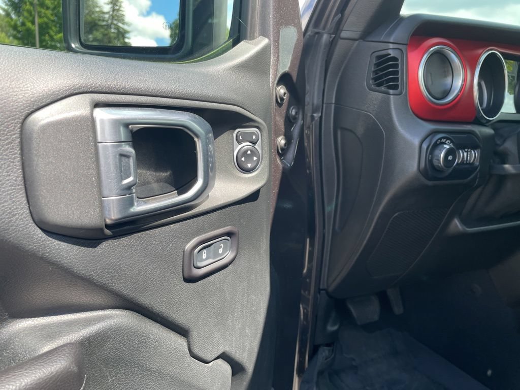 Used 2019 Jeep Wrangler Unlimited Rubicon AWD/4WD image 11