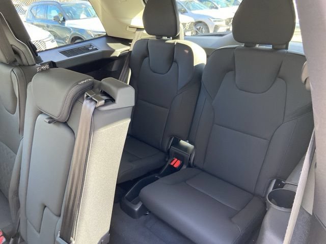 New 2026 Volvo XC90 B6 Plus AWD/4WD image 16