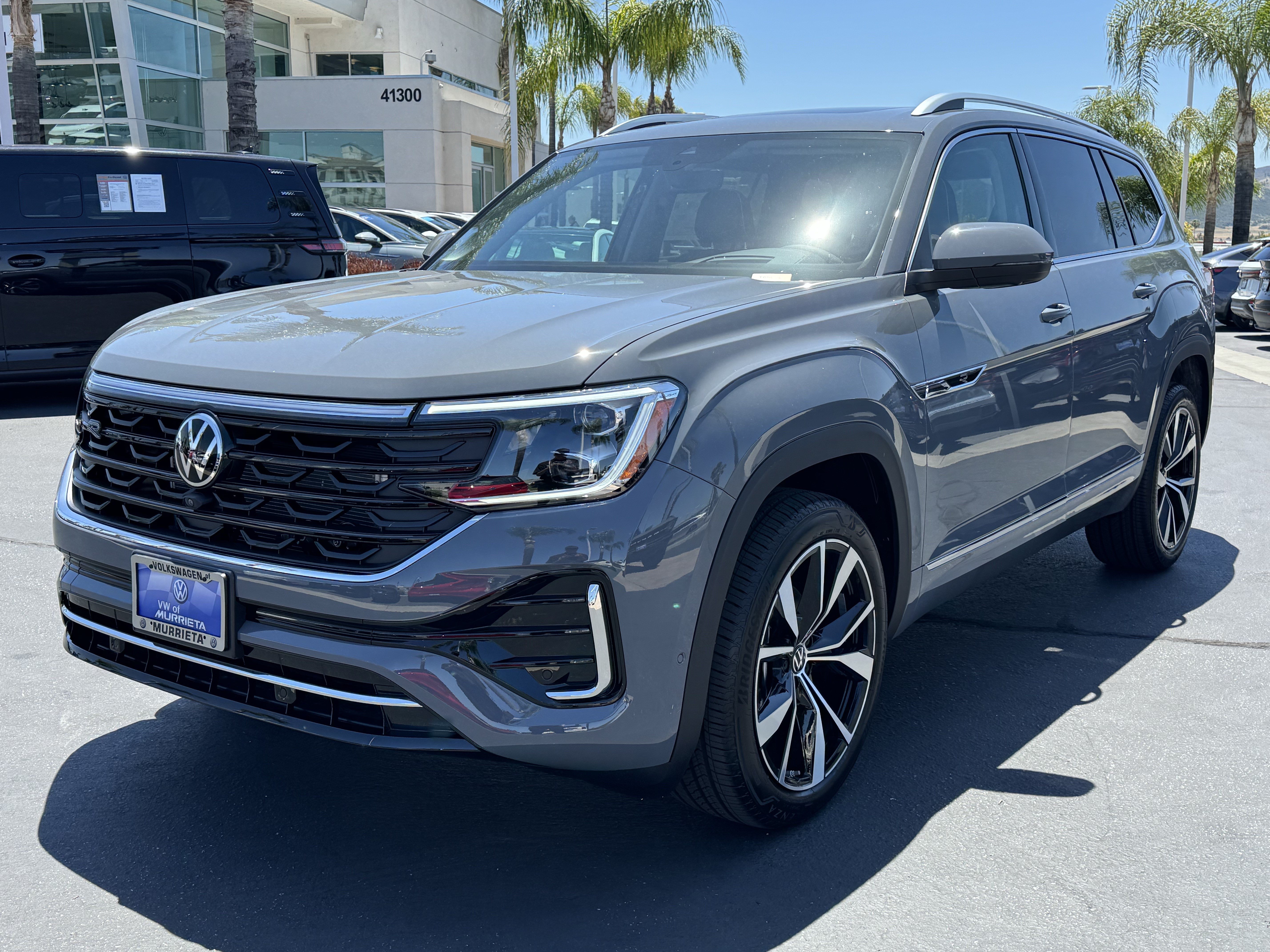 New 2026 Volkswagen Atlas SEL Premium R-Line AWD/4WD image 4