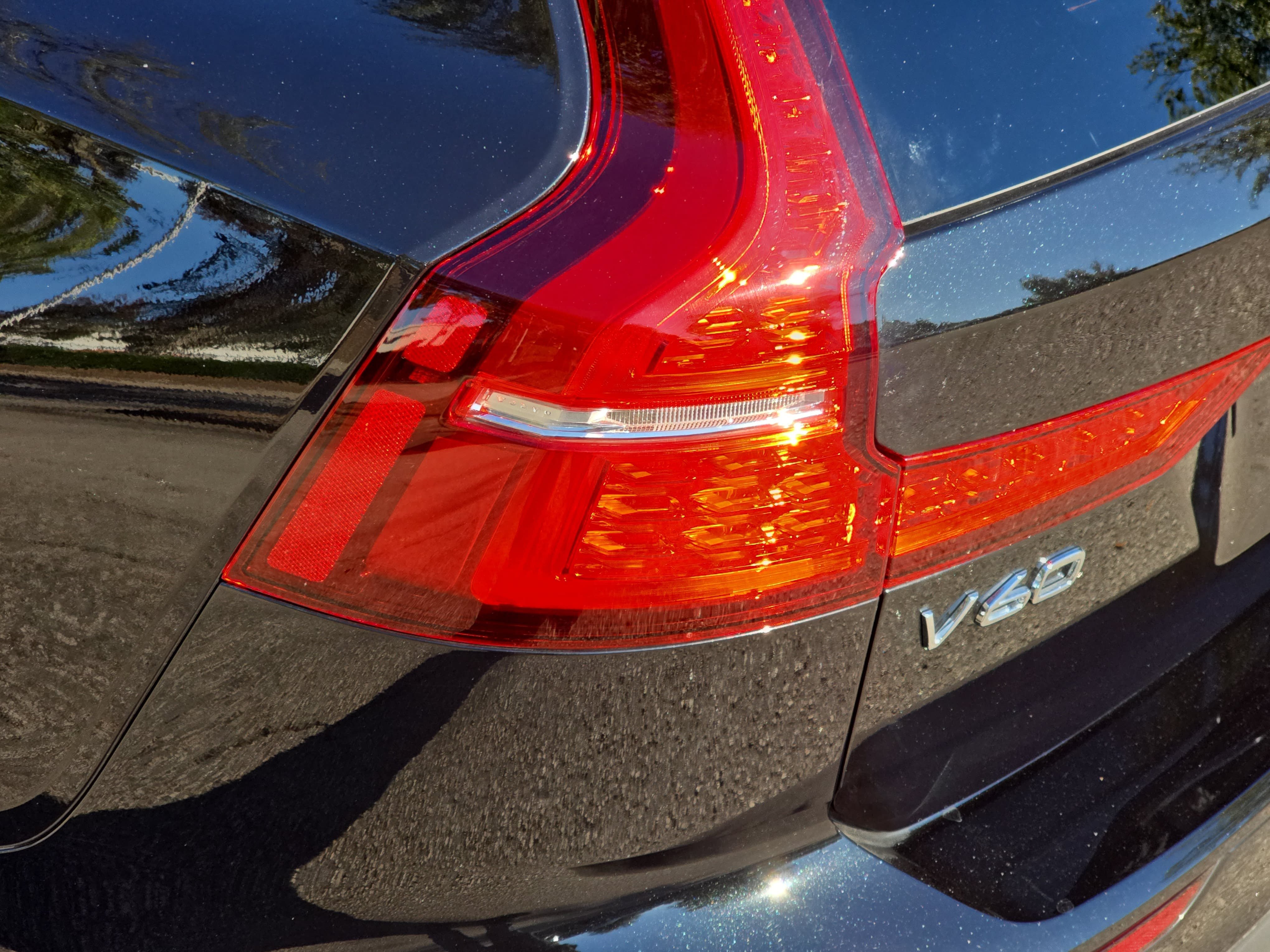 Used 2026 Volvo V60 B5 Cross Country Ultra AWD/4WD image 35