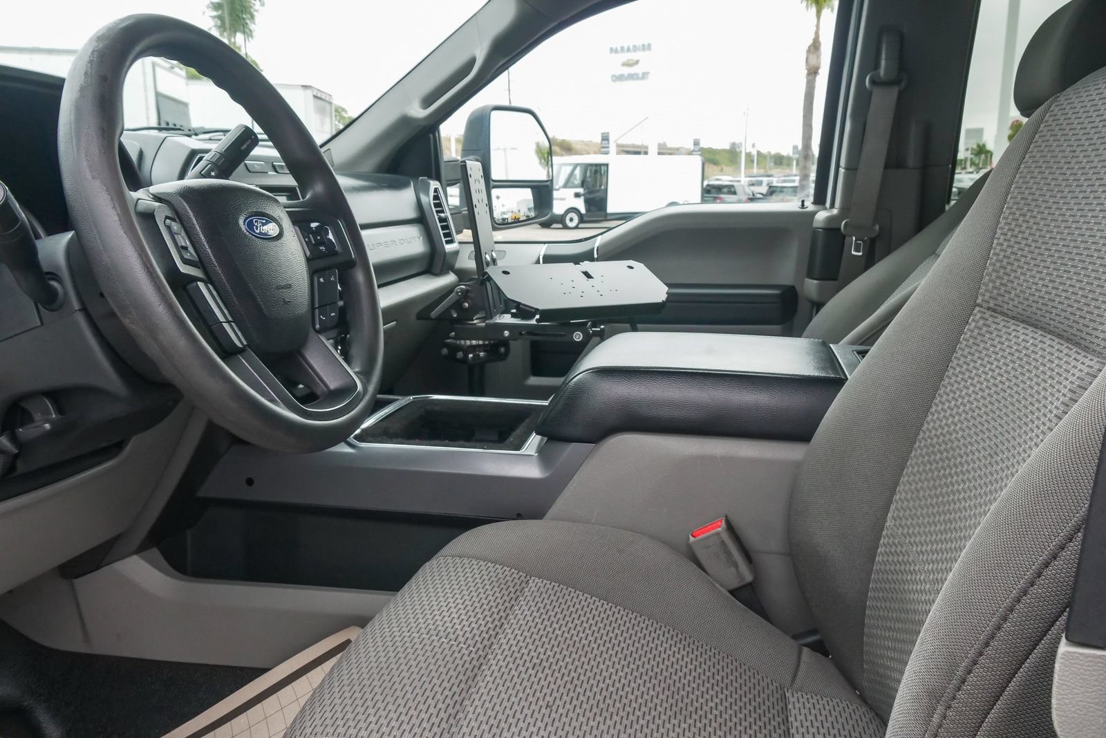 Used 2017 Ford F350 XLT w/ XLT Value Package RWD image 15