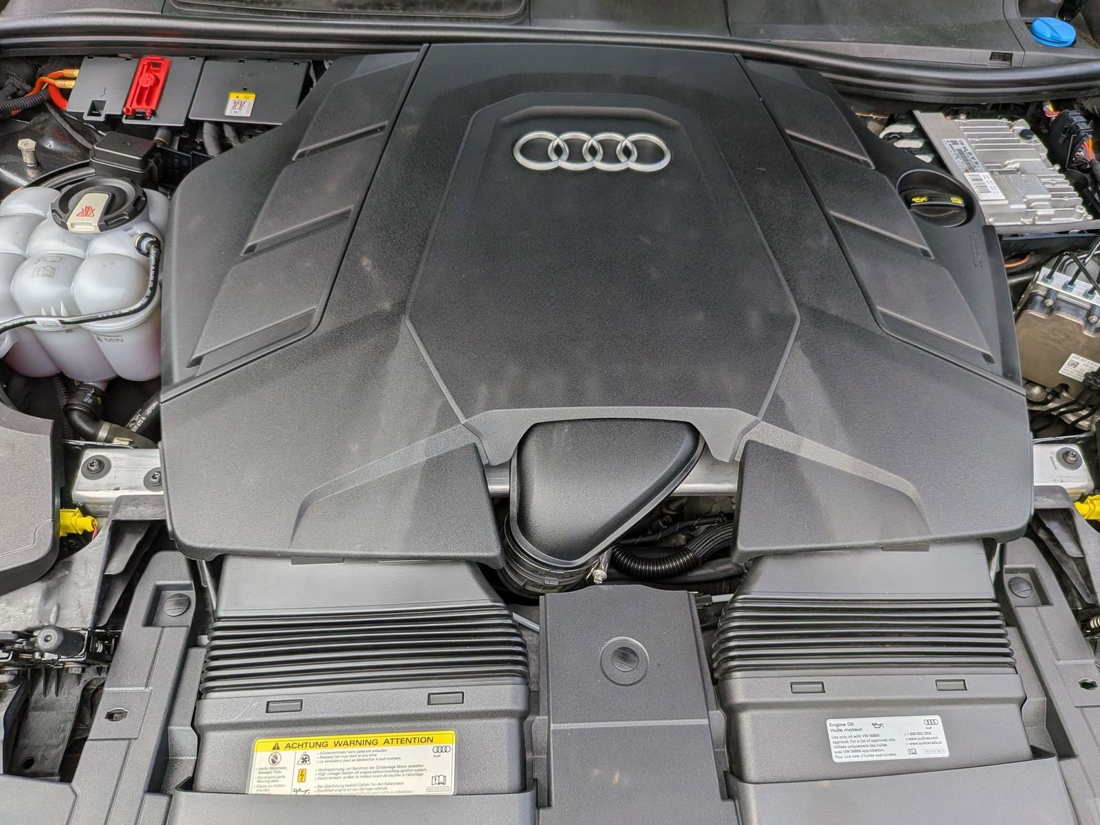 Used 2020 Audi Q8 Premium Plus image 42