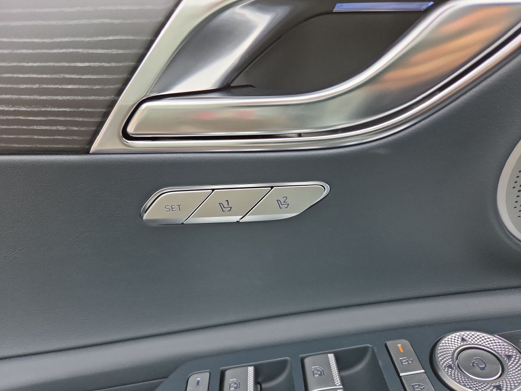 New 2027 Genesis GV80 3.5T e-SC AWD/4WD image 18