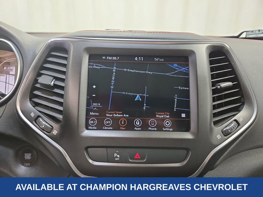 Used 2020 Jeep Cherokee Trailhawk w/ Comfort/Convenience Group AWD/4WD image 19
