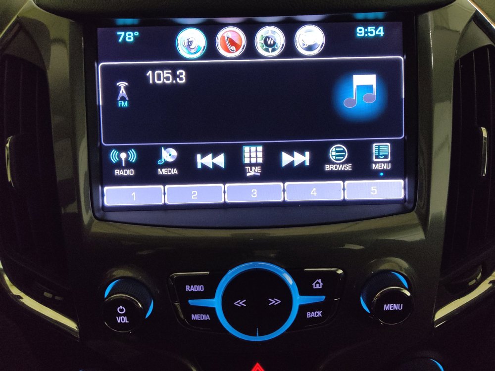 Used 2018 Chevrolet Cruze LT w/ Sun And Sound Package FWD image 25