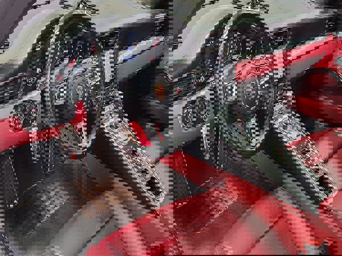 Used 2019 Porsche 911 Turbo image 57