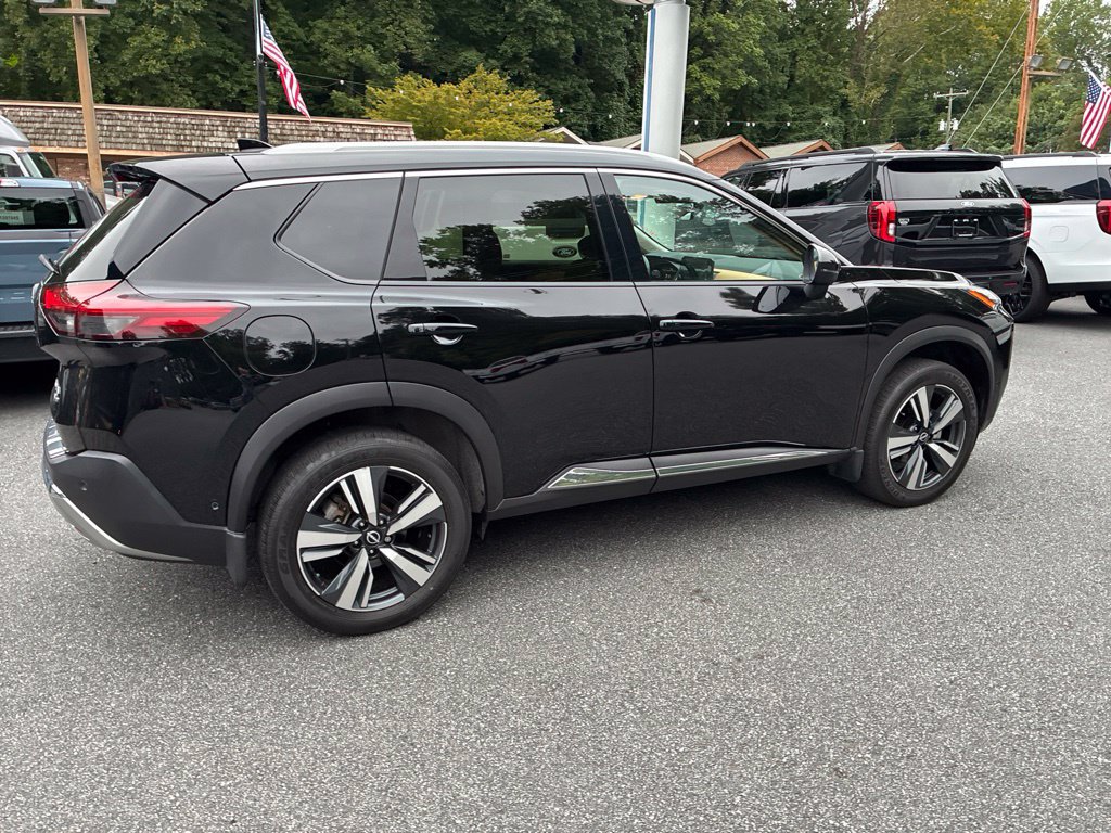Used 2023 Nissan Rogue Platinum w/ Platinum Premium Package AWD/4WD image 17