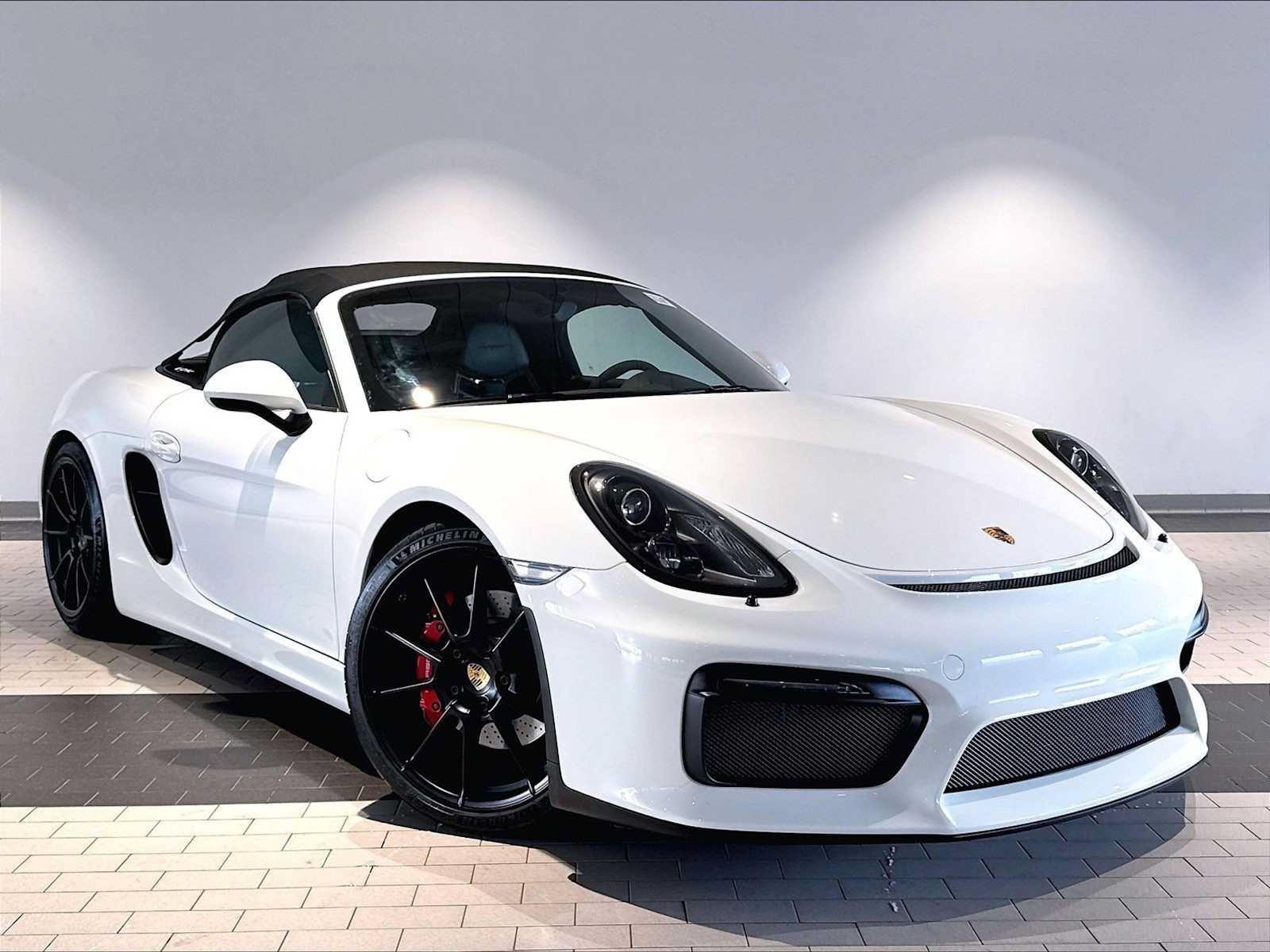 Used 2016 Porsche Boxster Spyder RWD image 13