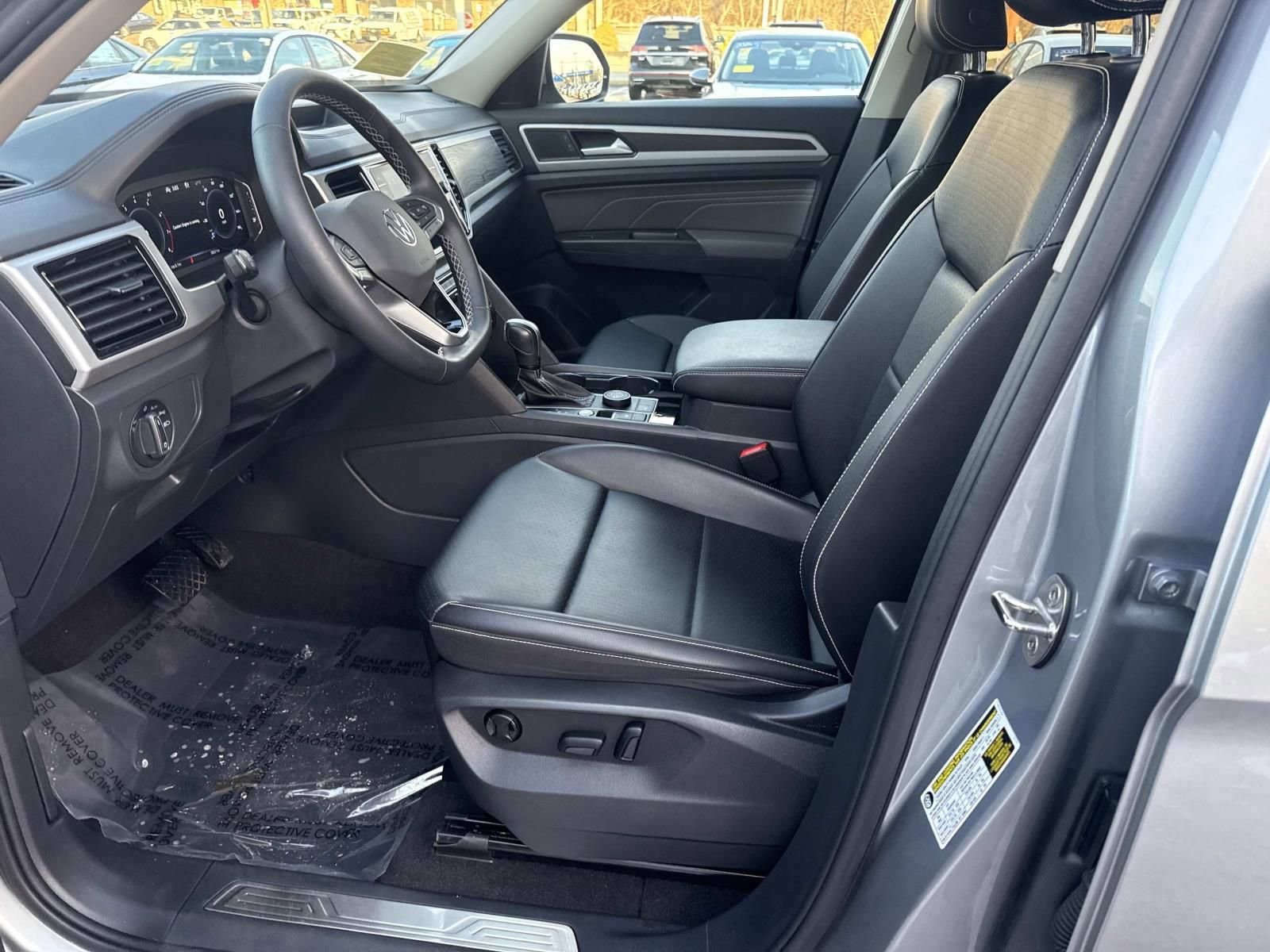 Certified 2022 Volkswagen Atlas SE image 22