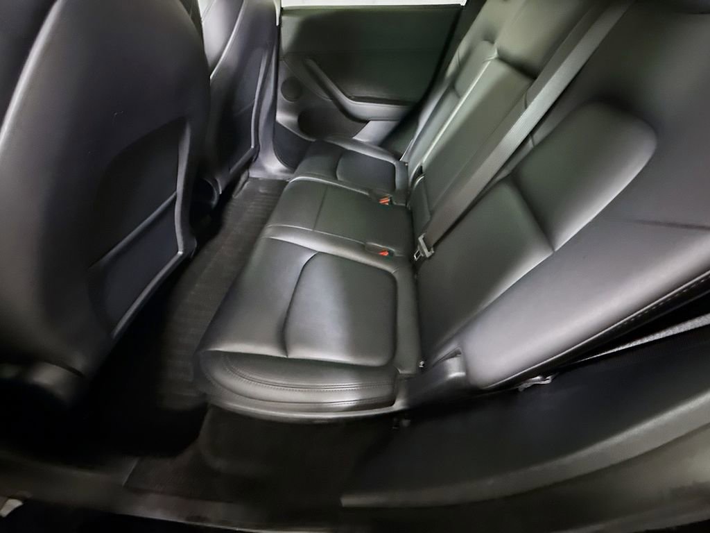 Used 2023 Tesla Model Y Long Range image 27