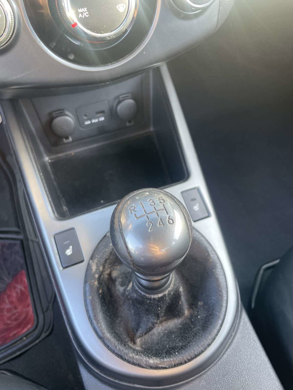 Used 2010 Kia Forte Koup SX w/ Leather Pkg image 10