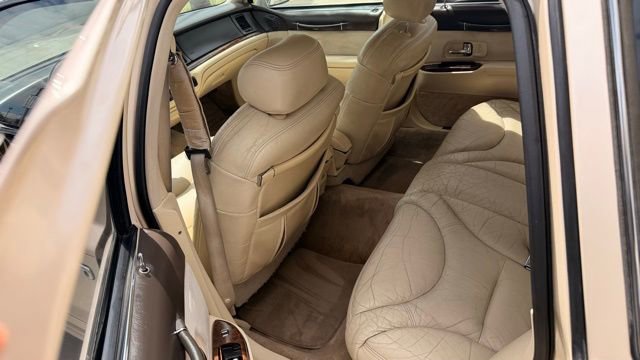 Used 1995 Lincoln Town Car Cartier RWD image 6