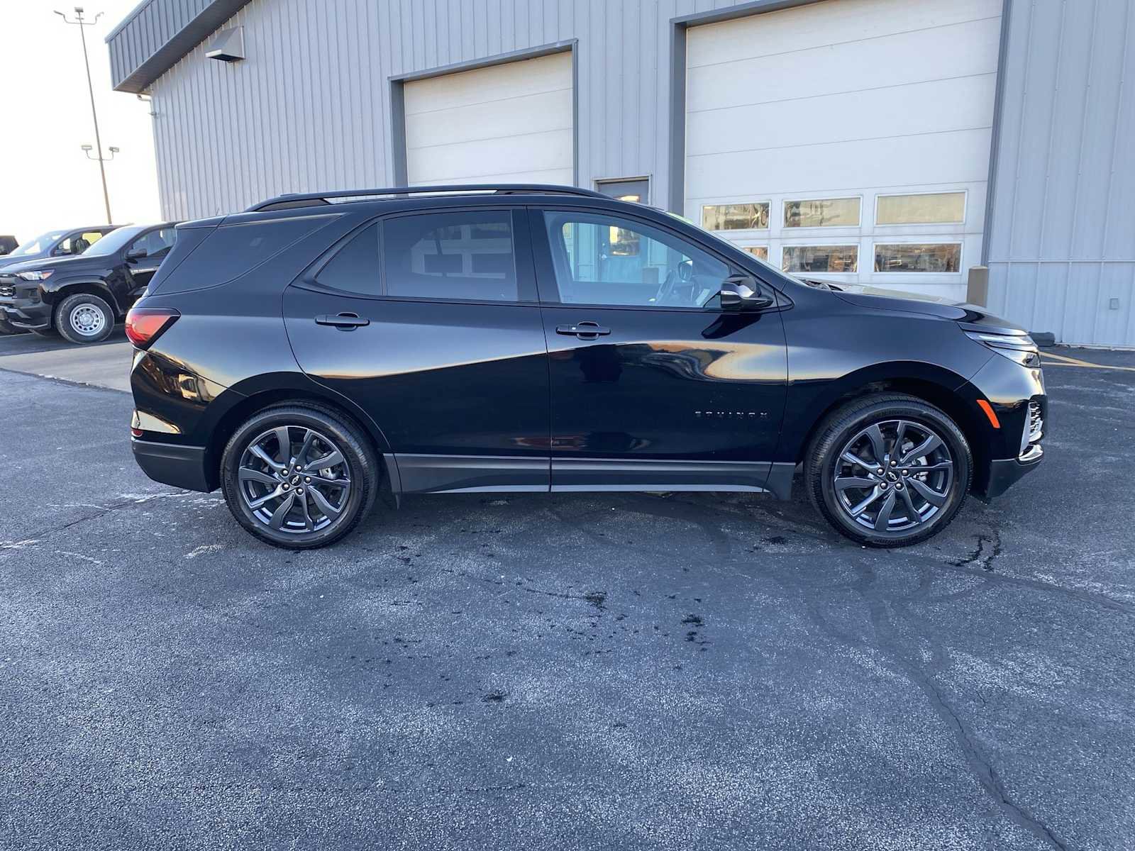 Used 2024 Chevrolet Equinox RS w/ RS Leather Package image 14