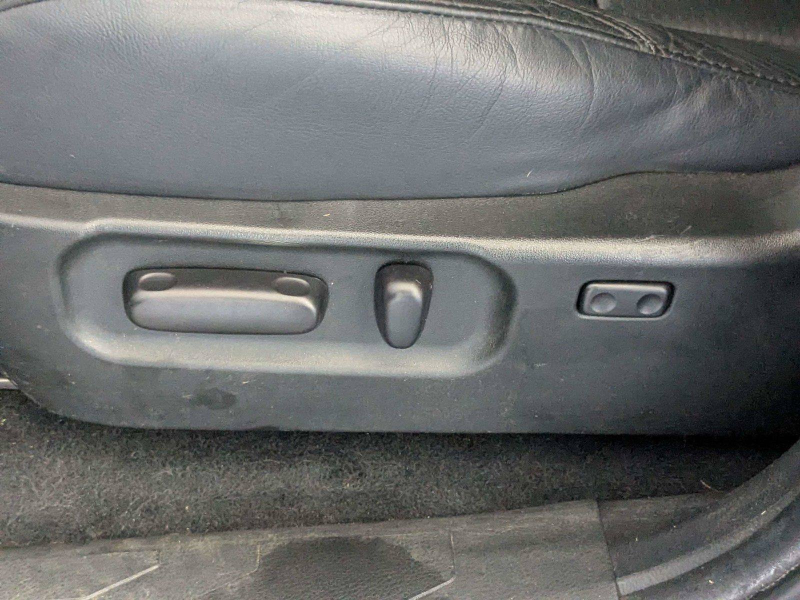 Certified 2022 Toyota Tacoma Limited AWD/4WD image 12
