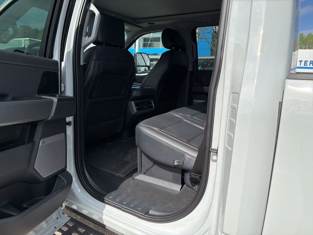 Used 2025 Ford F250 Lariat w/ Lariat Ultimate Package image 18