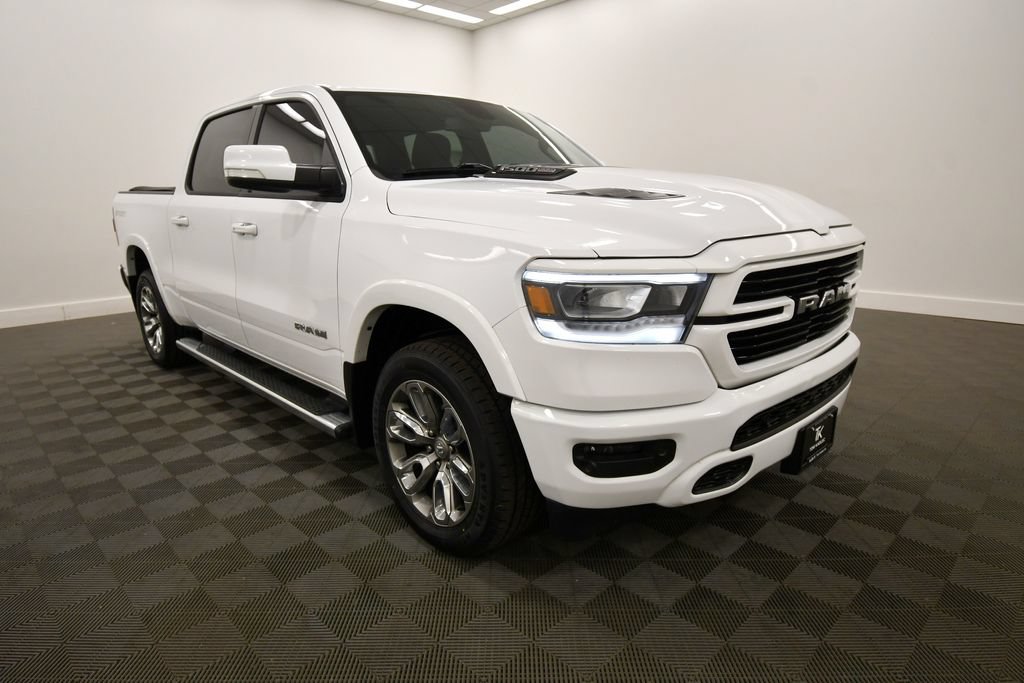 Used 2020 RAM 1500 Laramie w/ Sport Appearance Package AWD/4WD image 10