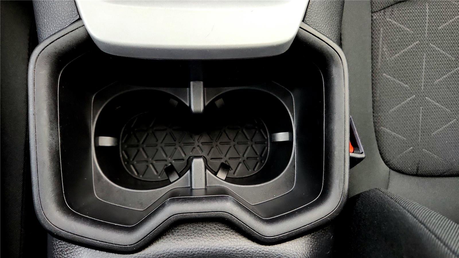 Used 2024 Toyota RAV4 XLE w/ Convenience Package image 34