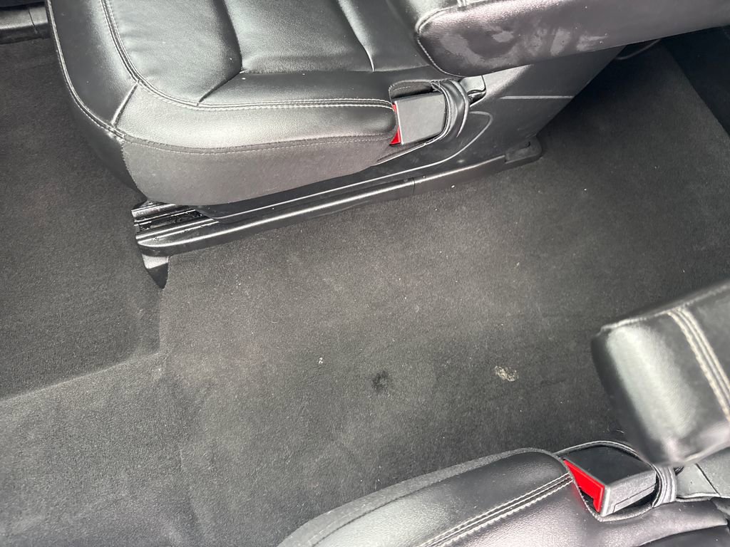 Used 2023 Ford Explorer XLT w/ Equipment Group 202A image 21