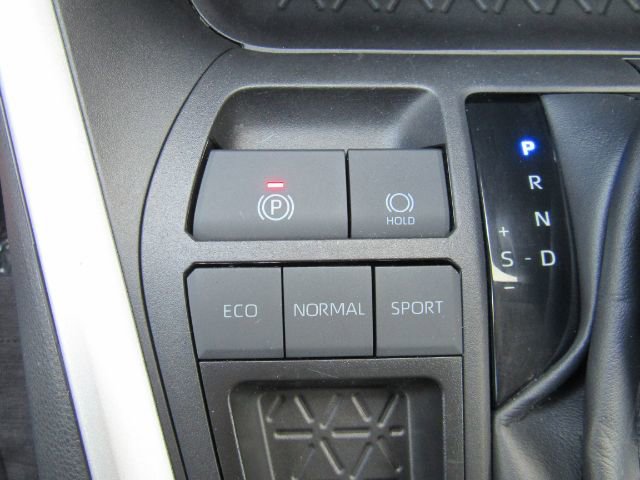 Used 2025 Toyota RAV4 XLE image 49