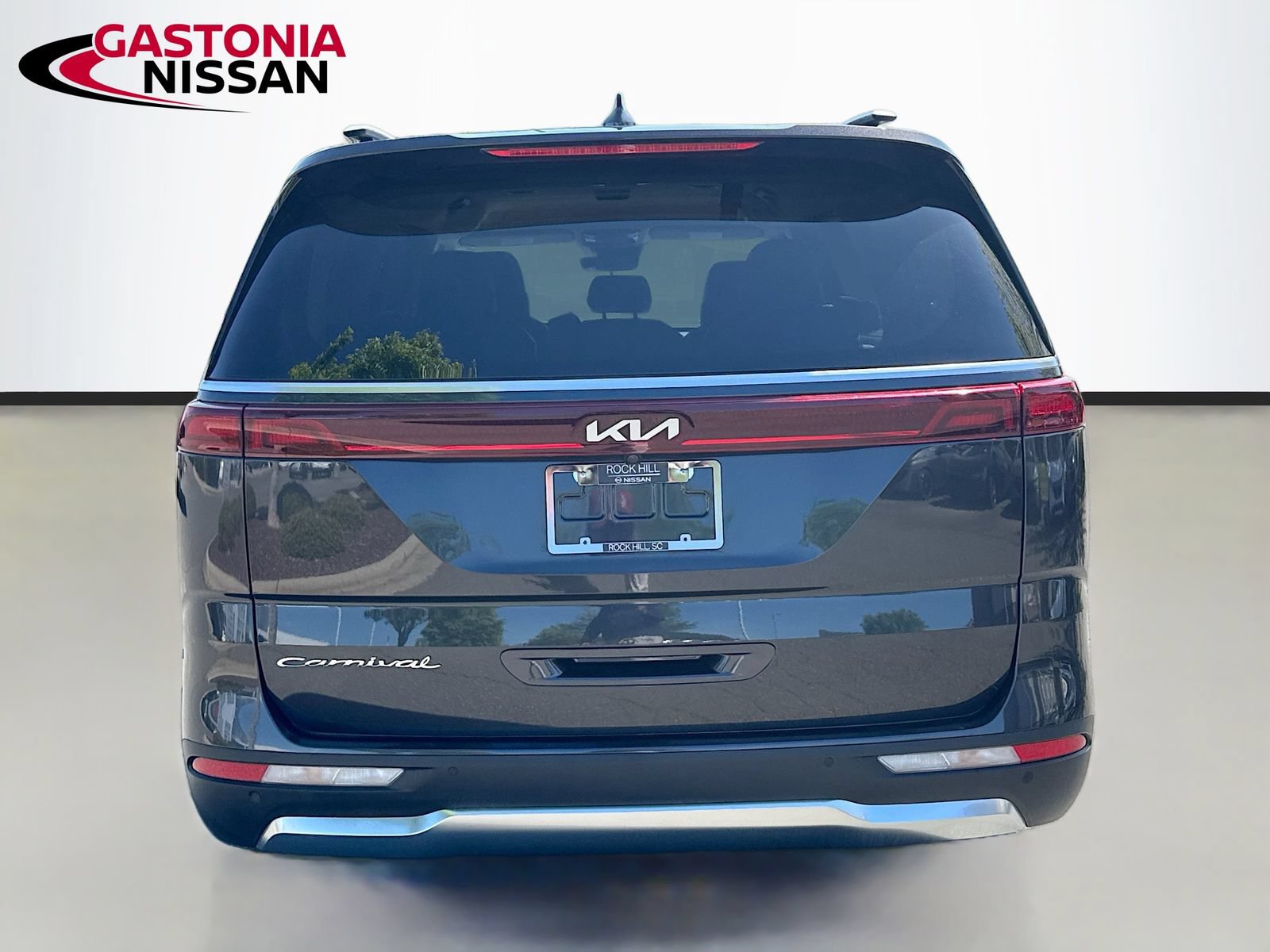 Used 2022 Kia Carnival SX FWD image 7