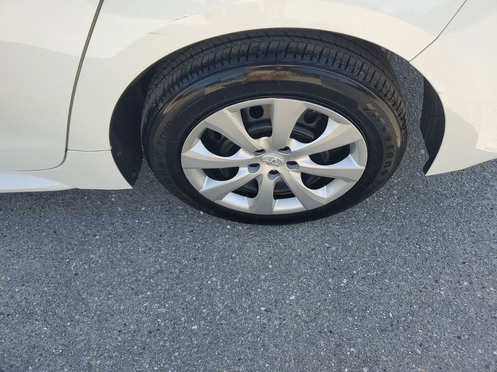 Certified 2024 Toyota Corolla LE image 19