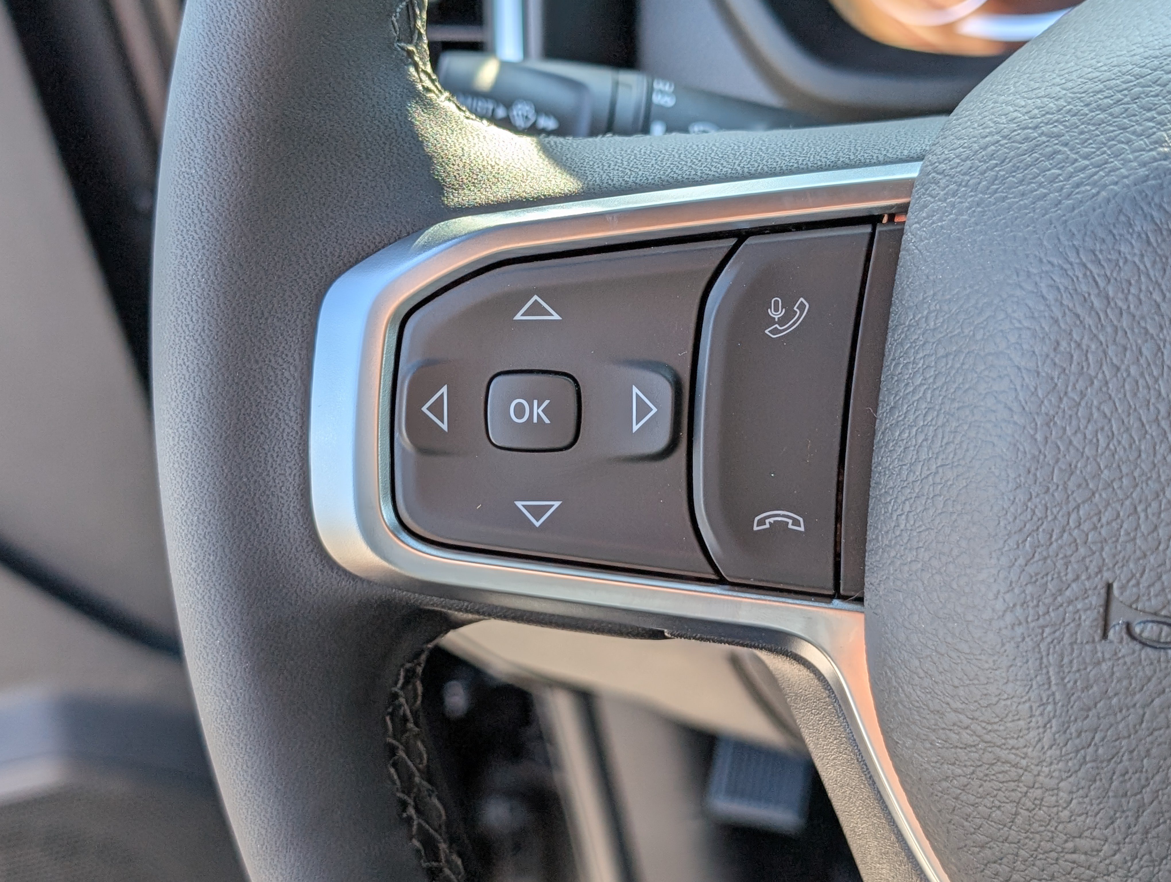 New 2025 RAM 2500 Big Horn AWD/4WD image 21