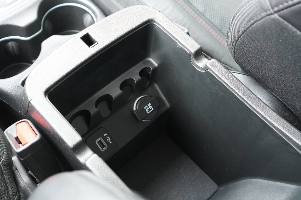 Used 2019 Jeep Cherokee Trailhawk AWD/4WD image 19