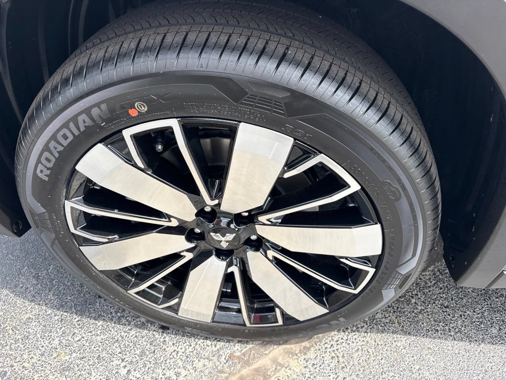 New 2026 Mitsubishi Outlander SE FWD image 12